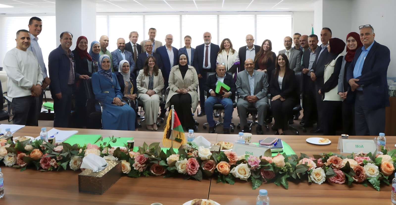 جانب من إطلاق المشروع